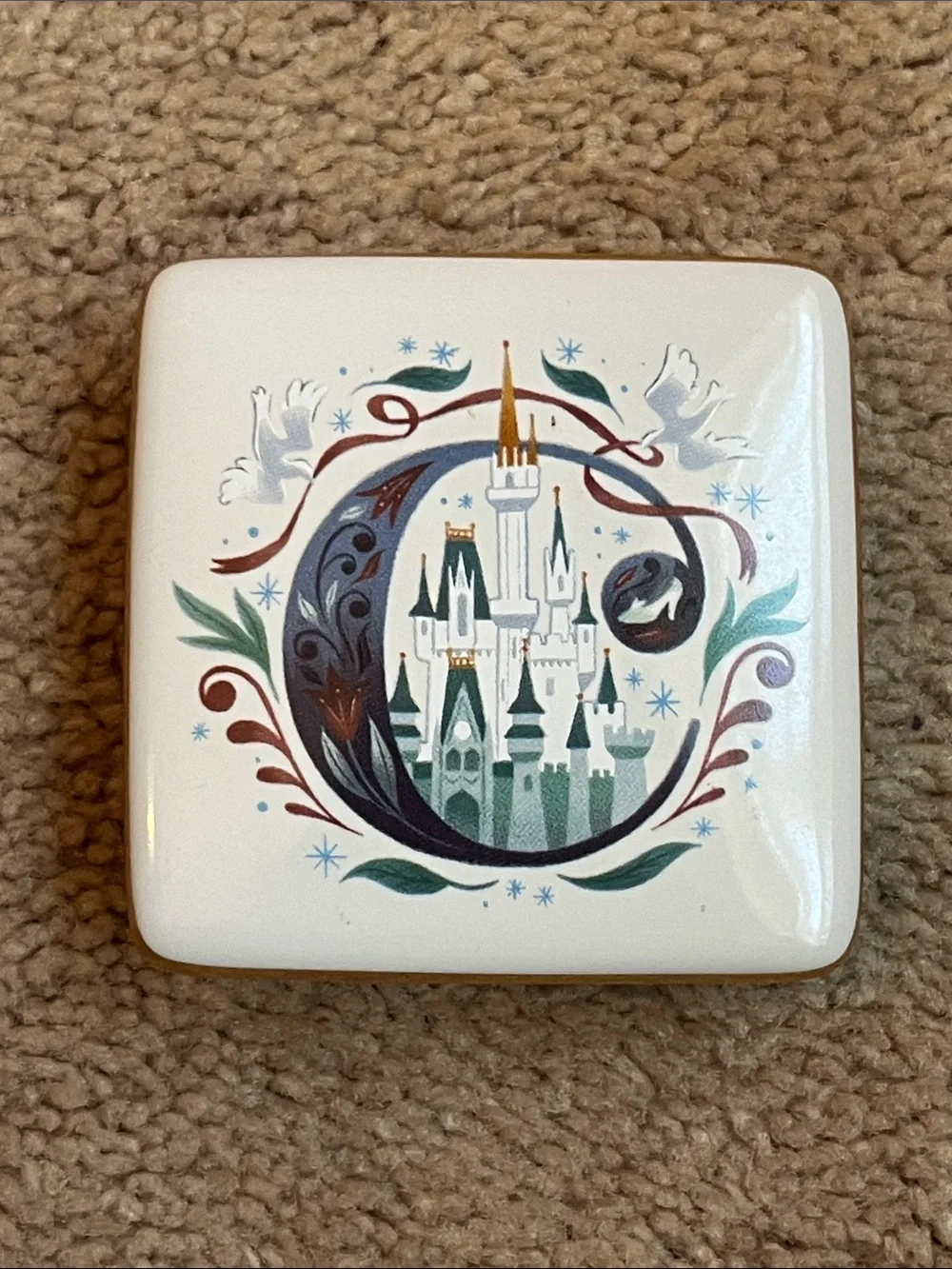 NWT Disney Cinderella’s Castle Ceramic Jewelry Box